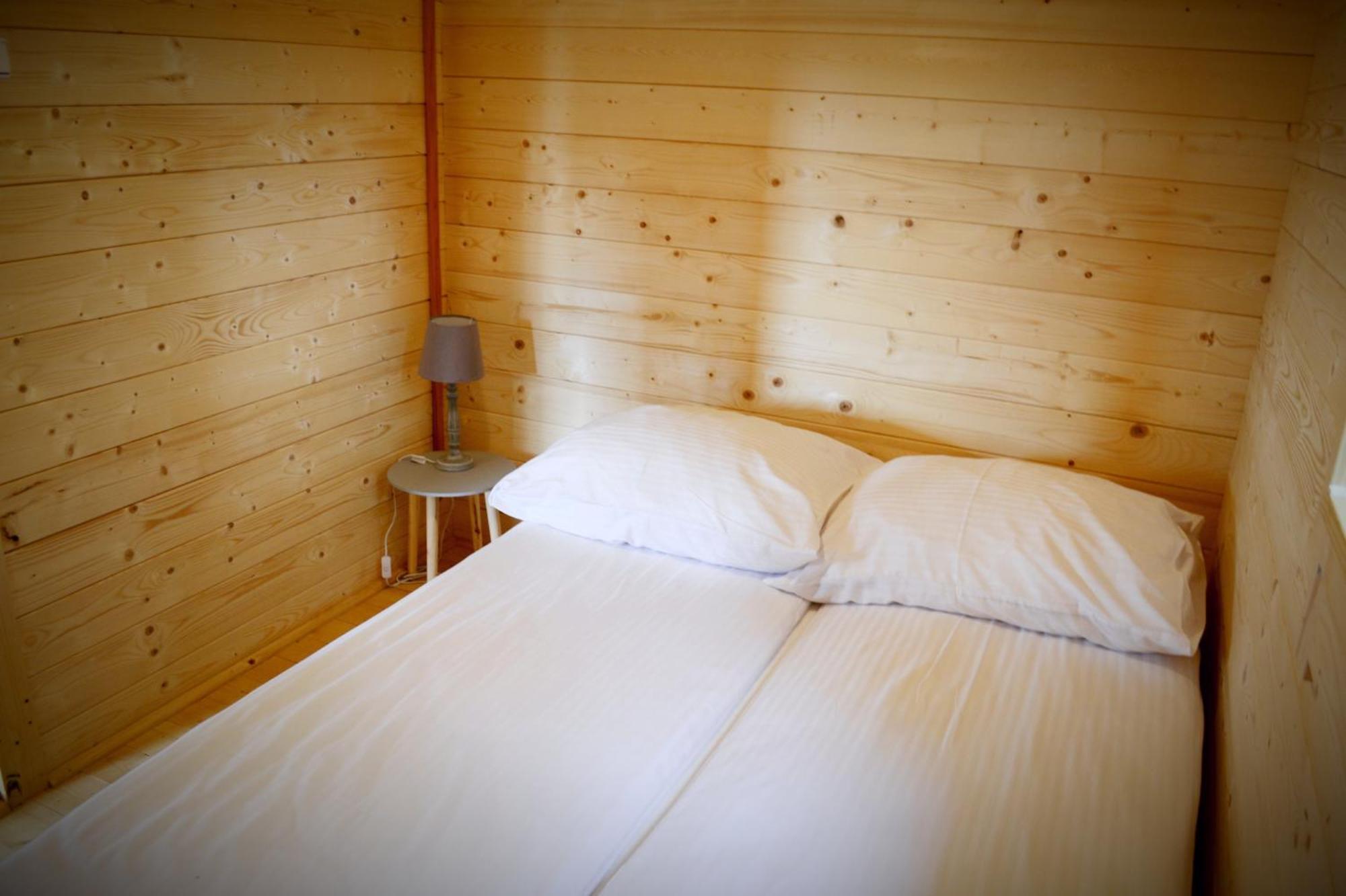 Camping Szczecinek Domy Wypoczynkowe Eksteriør bilde