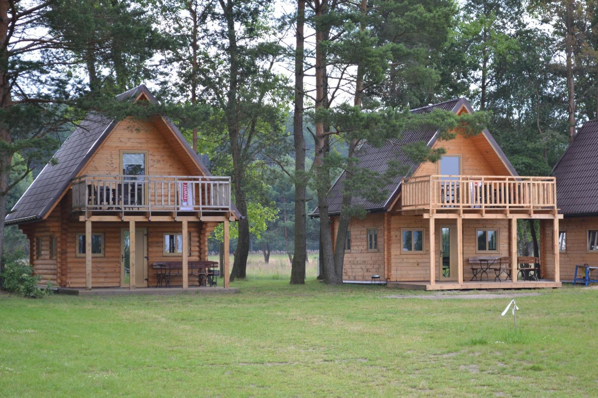 Camping Szczecinek Domy Wypoczynkowe Eksteriør bilde