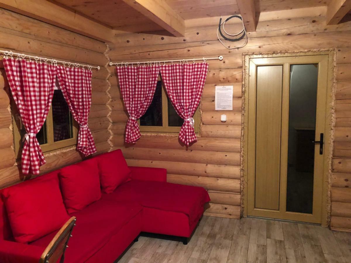 Camping Szczecinek Domy Wypoczynkowe Eksteriør bilde